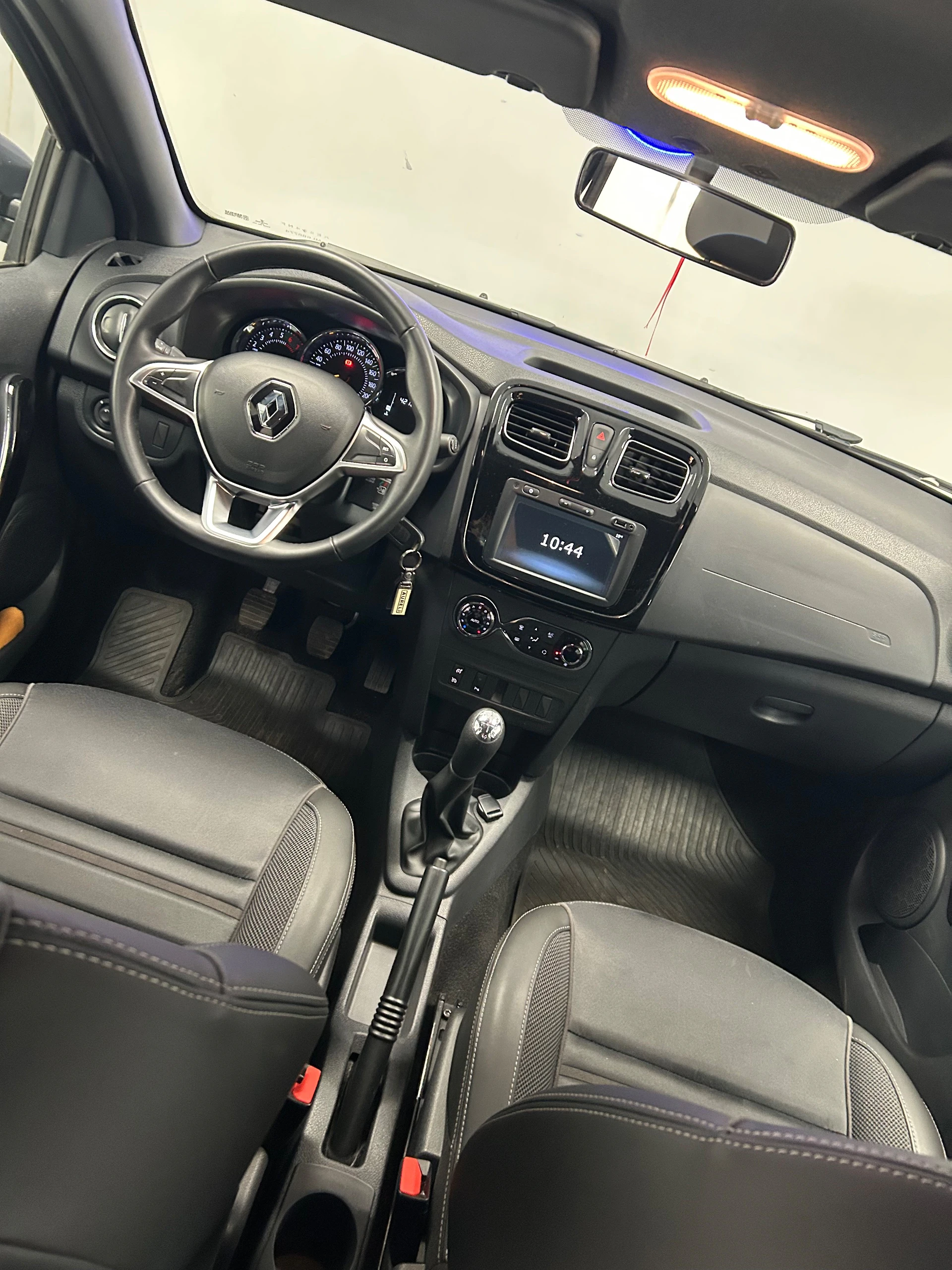 Renault Logan Intens, foto 8