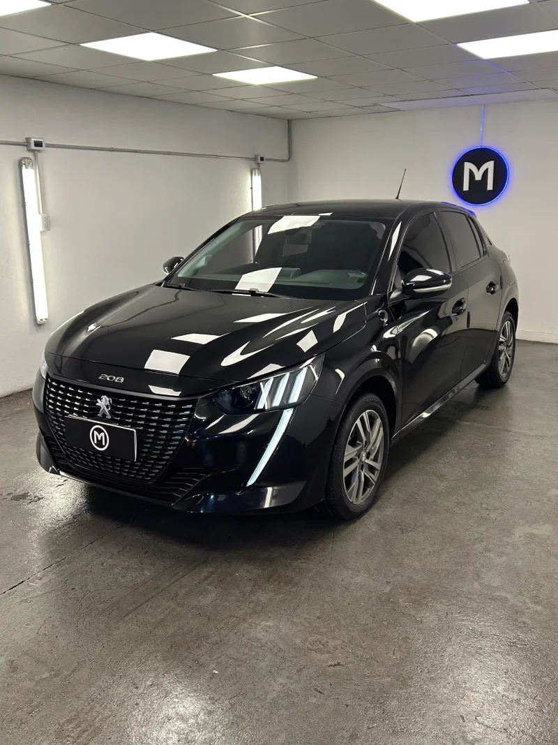 Peugeot 208 Feline Tiptronic