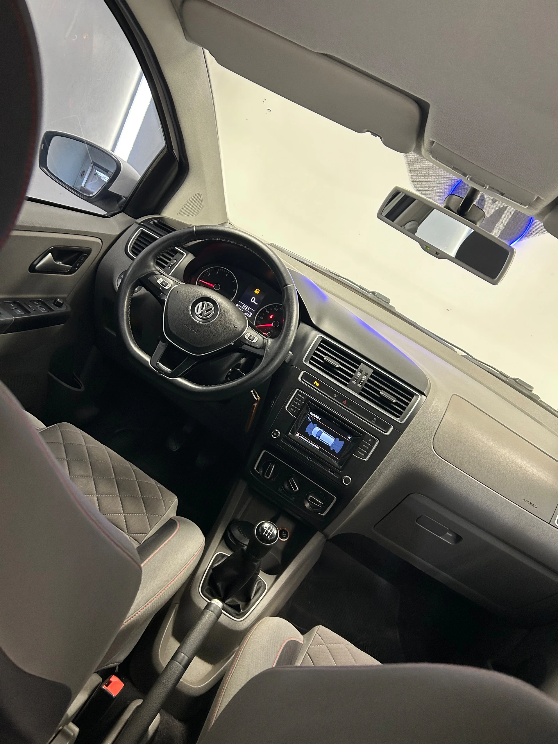 Volkswagen Suran Highline, foto 8